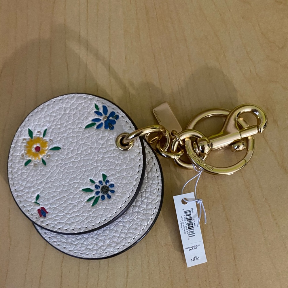 COACH Gallery Tote with matching Mirror Bag Charm - Picture 11 of 16